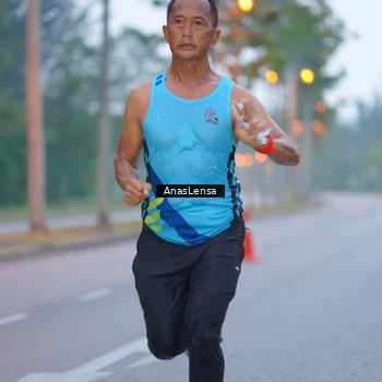 Runner Photo 8159322
