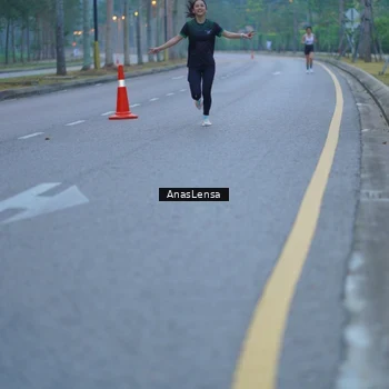 Runner Photo 8159347