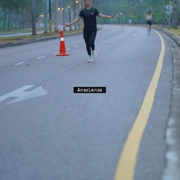 Runner Photo 8159348