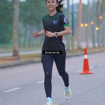Runner Photo 8159359