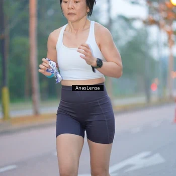 Runner Photo 8159388