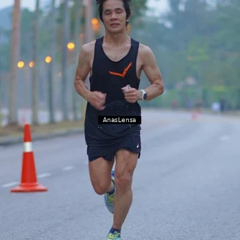 Runner Photo 8159393