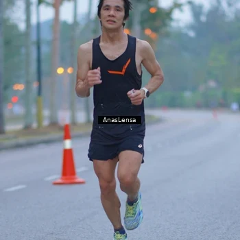 Runner Photo 8159398