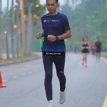 Runner Photo 8159405