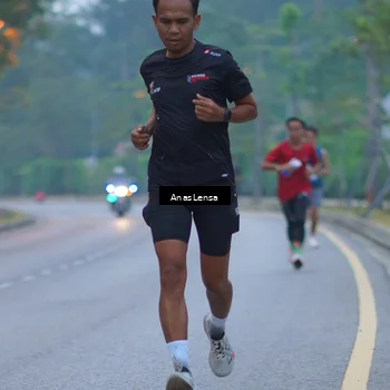 Runner Photo 8159425