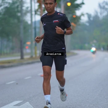 Runner Photo 8159436