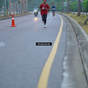 Runner Photo 8159438