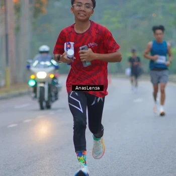 Runner Photo 8159439