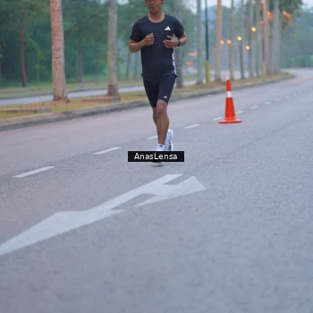 Runner Photo 8159483