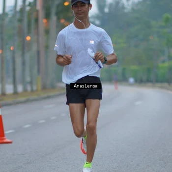 Runner Photo 8159510