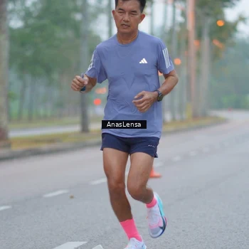 Runner Photo 8159541