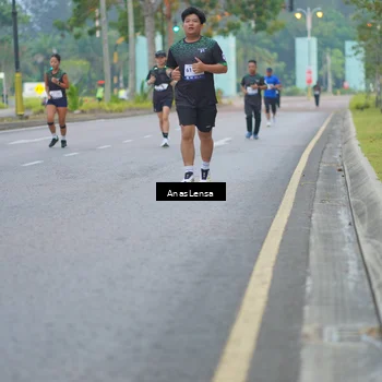 Runner Photo 8159580