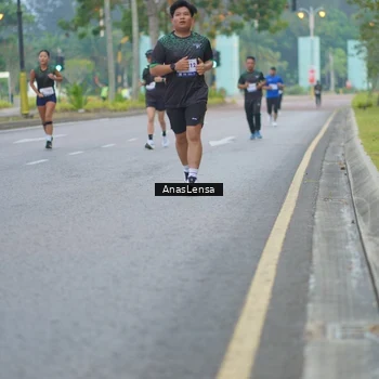 Runner Photo 8159591