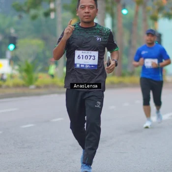 Runner Photo 8159593