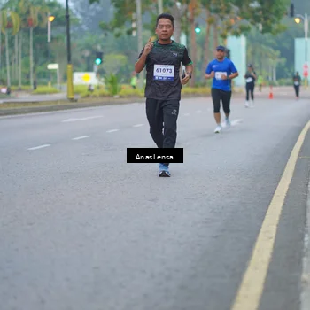 Runner Photo 8159596
