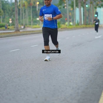 Runner Photo 8159614