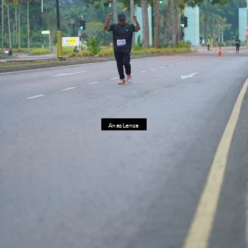 Runner Photo 8159631