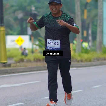 Runner Photo 8159638