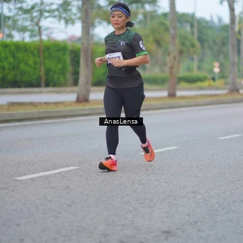 Runner Photo 8159668