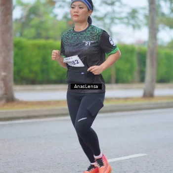 Runner Photo 8159672