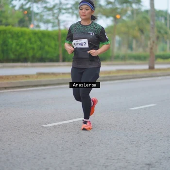 Runner Photo 8159673