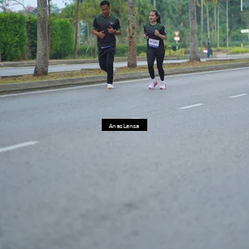 Runner Photo 8159682