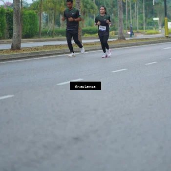 Runner Photo 8159685