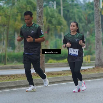 Runner Photo 8159686