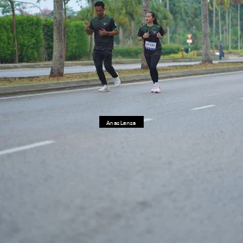 Runner Photo 8159689