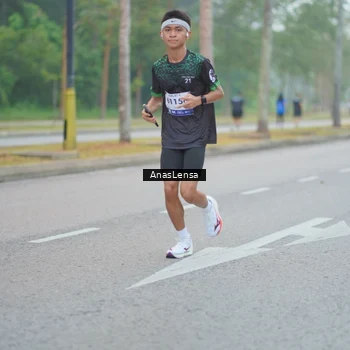 Runner Photo 8159756