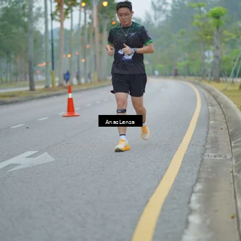 Runner Photo 8159780