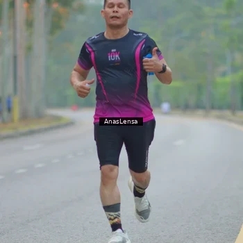 Runner Photo 8159781