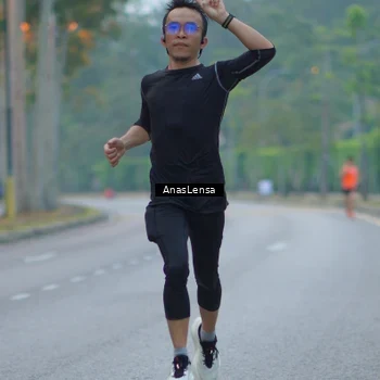 Runner Photo 8159800