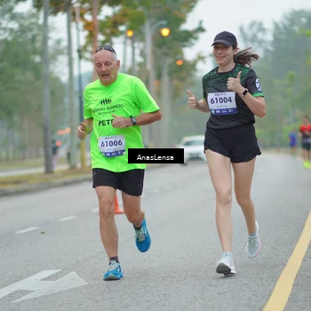 Runner Photo 8159890