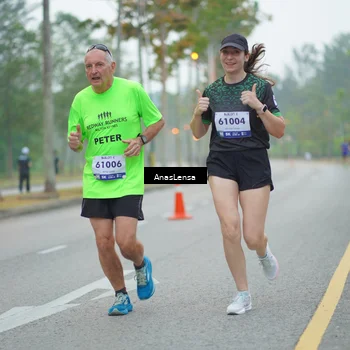 Runner Photo 8159915