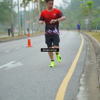 Runner Photo 8159933