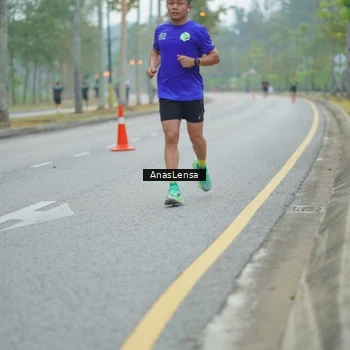 Runner Photo 8159953