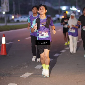 Runner Photo 8159978