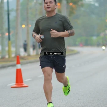 Runner Photo 8160017