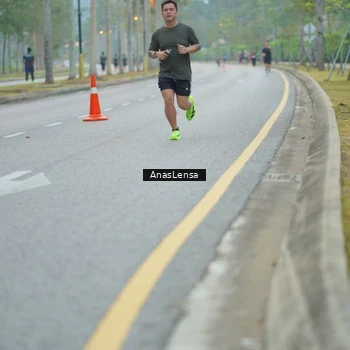 Runner Photo 8160019