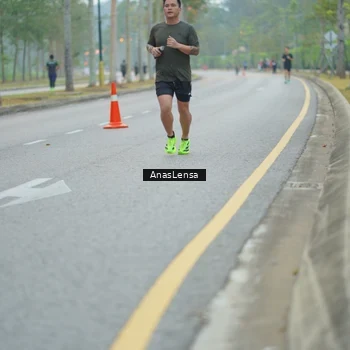 Runner Photo 8160021