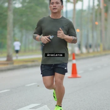Runner Photo 8160030