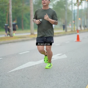 Runner Photo 8160034