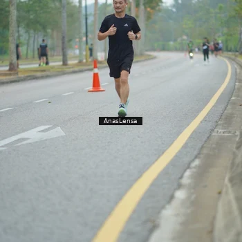 Runner Photo 8160047