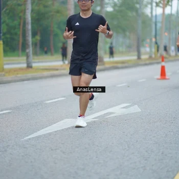 Runner Photo 8160079