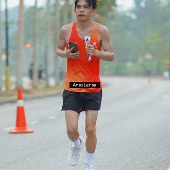 Runner Photo 8160098
