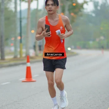Runner Photo 8160100