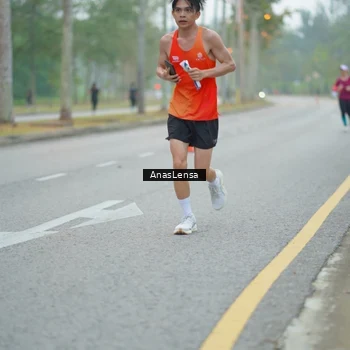 Runner Photo 8160105