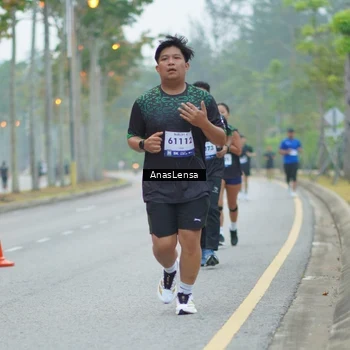 Runner Photo 8160122