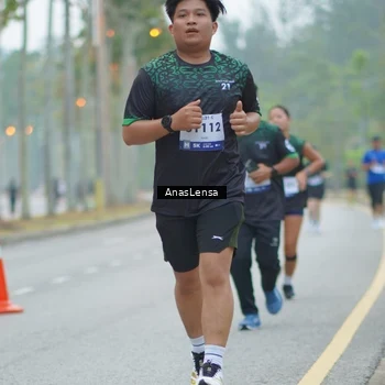 Runner Photo 8160125